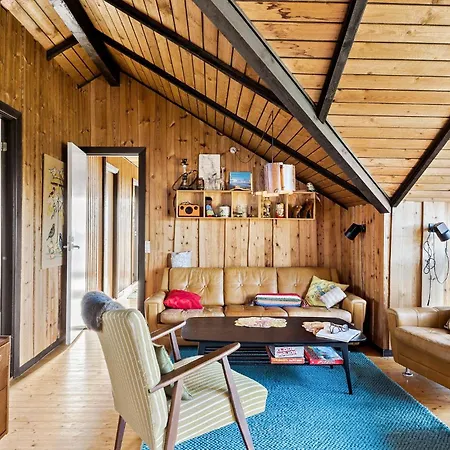 Ferienhaus Gorgeous In With Wifi *